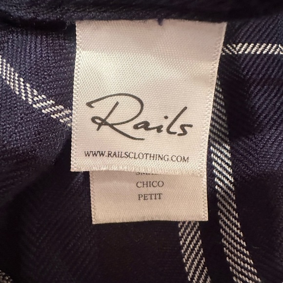 Rails Hunter Spruce White 100% Rayon Button Shirt Sz S Preppy School Girl Soft - Picture 5 of 7